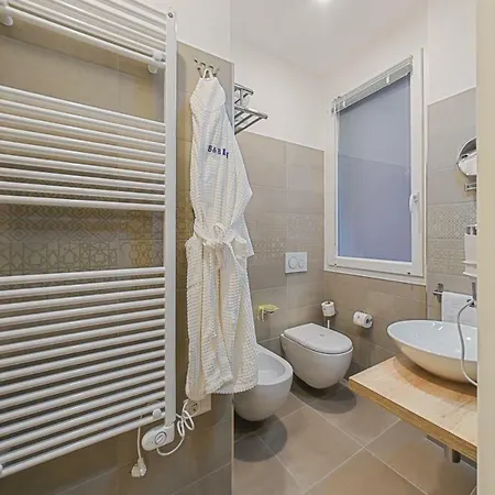 H68 לינה וארוחת בוקר