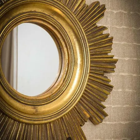 לינה וארוחת בוקר H68 4*