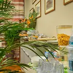 H68 Couette-café Alassio