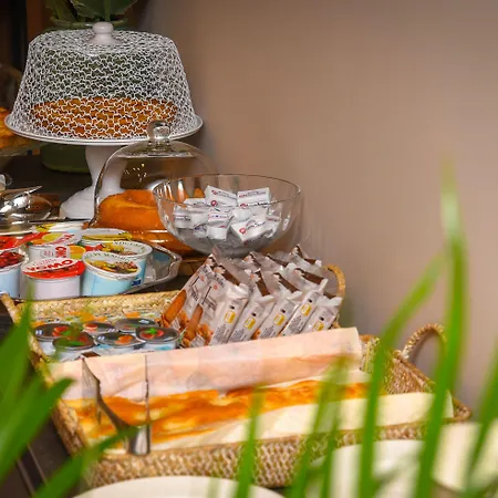 H68 Bed & Breakfast