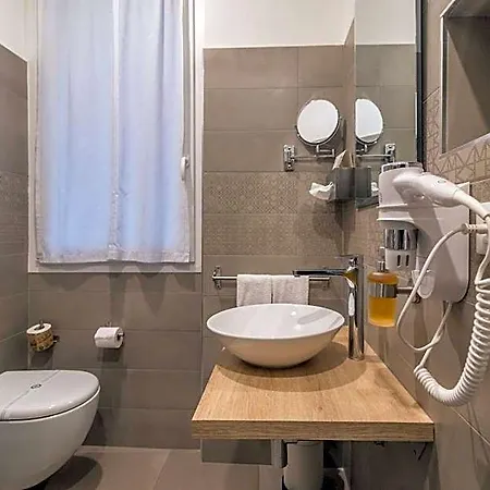 H68 Bed & Breakfast