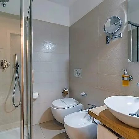 B&B H68
