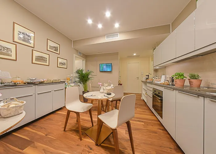 住宿加早餐酒店 H68