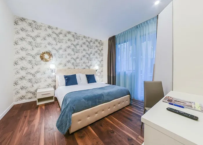 H68 住宿加早餐酒店 阿拉西奥