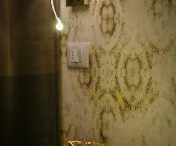 住宿加早餐酒店 H68